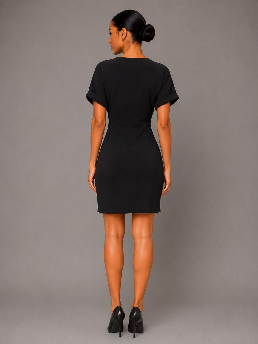 Black Short-Sleeve Fitted Mini Dress - Image 3